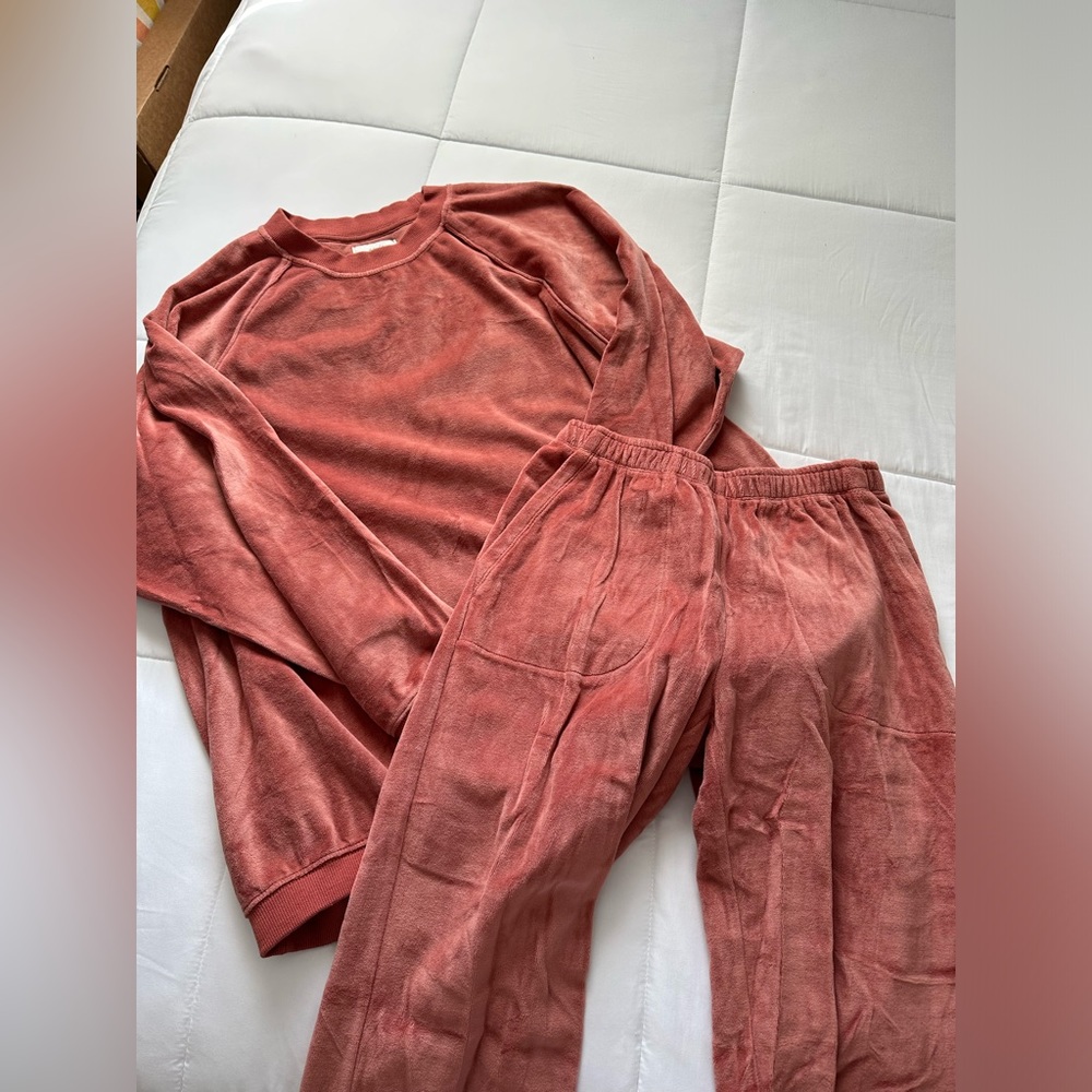 Aerie Real Obsessed Velour Set